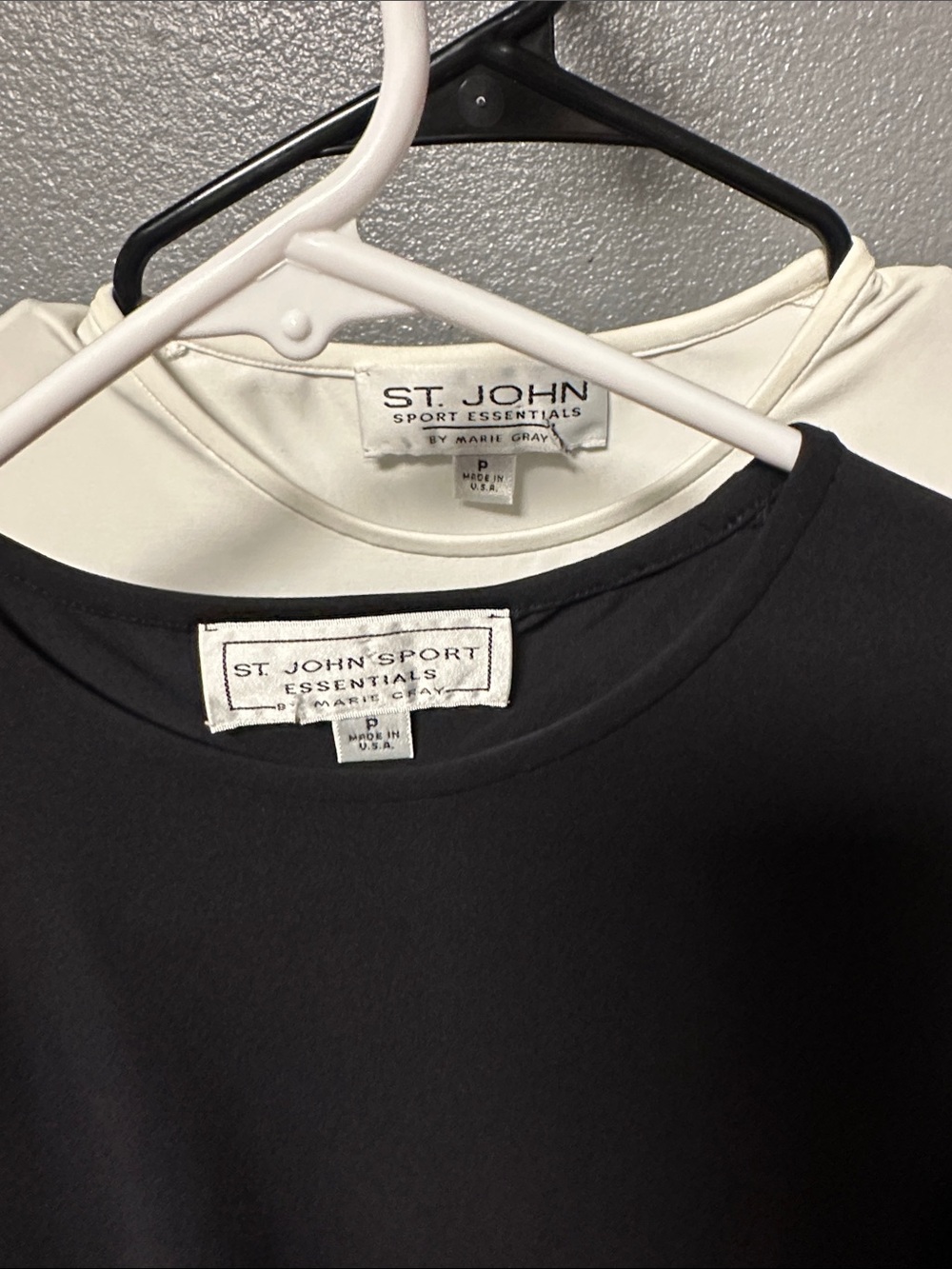 St. John White & Black Short Sleeve Crewneck Tees BUNDLE